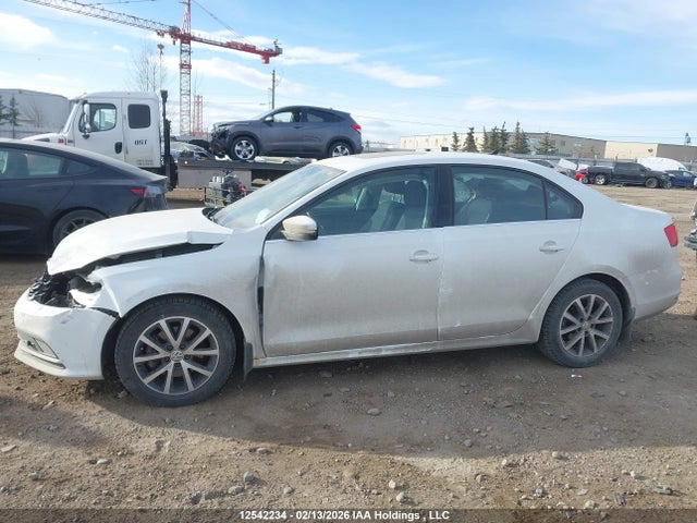 3VWD07AJ3FM219412 Volkswagen JETTA SE