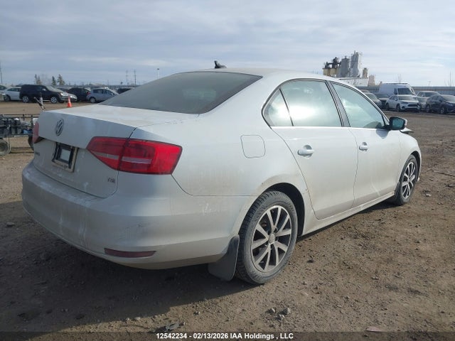 3VWD07AJ3FM219412 Volkswagen JETTA SE