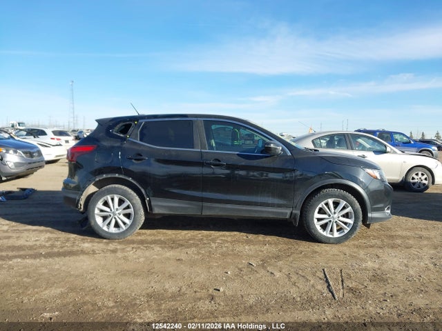 JN1BJ1CR6HW141916 Nissan Qashqai S/sl/sv