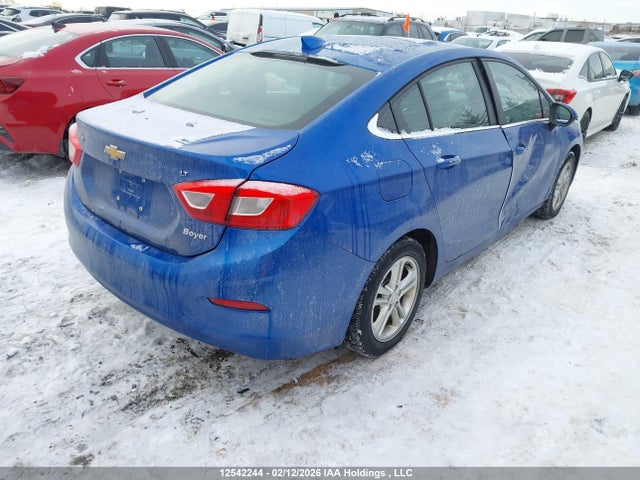 1G1BE5SM2J7213525 Chevrolet Cruze Lt Auto