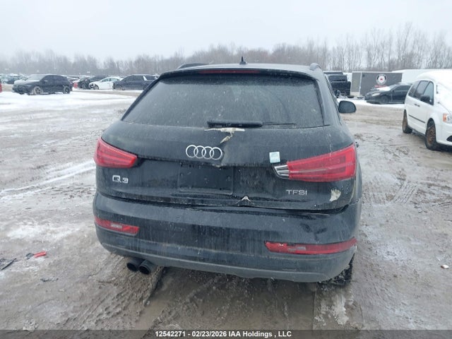 WA1BCCFS4HR001986 Audi Q3 2.0t Komfort