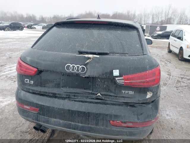 WA1BCCFS4HR001986 Audi Q3 2.0t Komfort