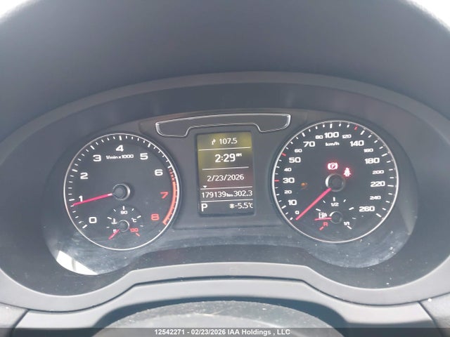 WA1BCCFS4HR001986 Audi Q3 2.0t Komfort