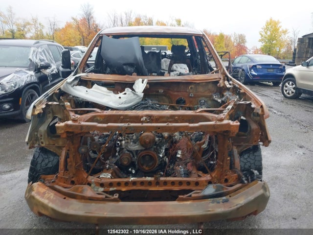GMC SIERRA 1500 2022 3GTUUCED2NG657081 Image 11