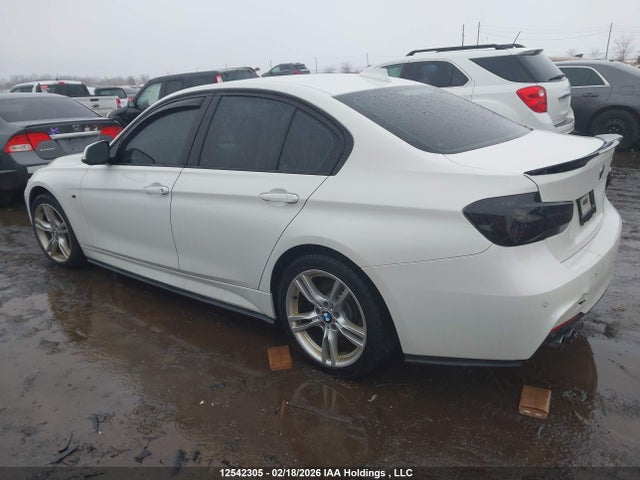 WBA8D9C58JA608117 BMW 330i Xdrive