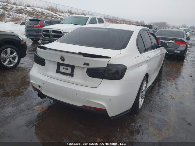 WBA8D9C58JA608117 BMW 330i Xdrive