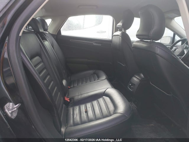 3FA6P0PU9JR282371 Ford Fusion Energi Se Luxury