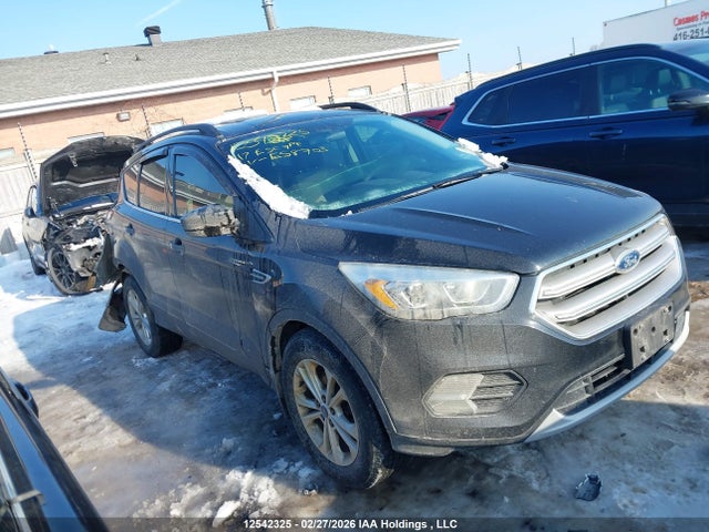 1FMCU9G93HUE58903 Ford ESCAPE SE