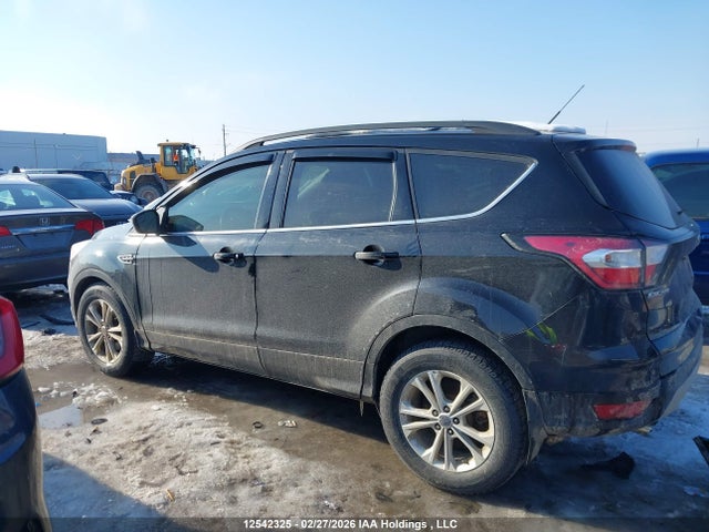 1FMCU9G93HUE58903 Ford ESCAPE SE