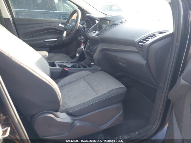 1FMCU9G93HUE58903 Ford ESCAPE SE