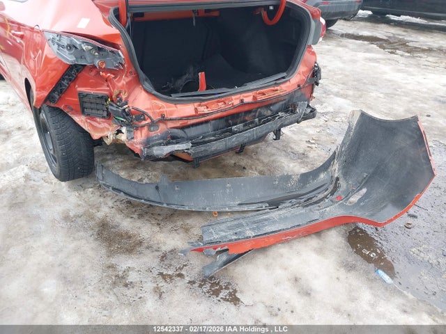 KMHD84LF2HU239955 Hyundai ELANTRA GL