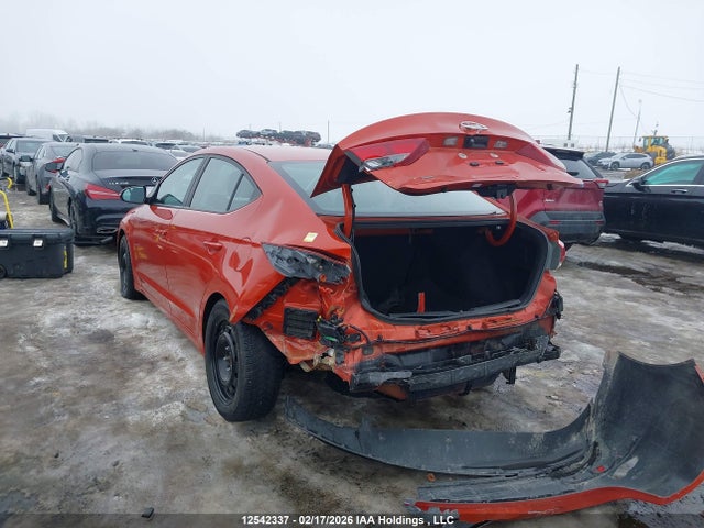 KMHD84LF2HU239955 Hyundai ELANTRA GL