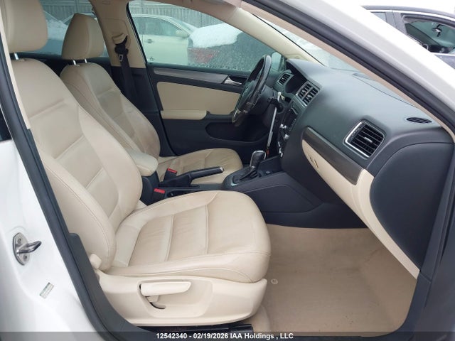Aukcja sprzedaży 2013 Volkswagen Jetta 2.0 Tdi Highline, vin: 3VWLL7AJ3DM402504, numer aukcji: 12542340