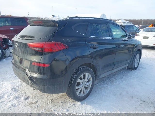 KM8J3CA43MU358735 Hyundai Tucson Preferred Awd With Sun And Leather Package
