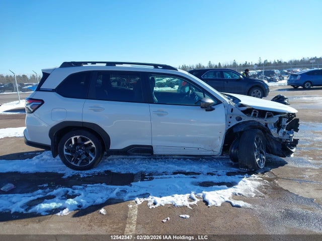 Subaru Forester Limited 2025 JF2SLDRC2SH554702 Image 14