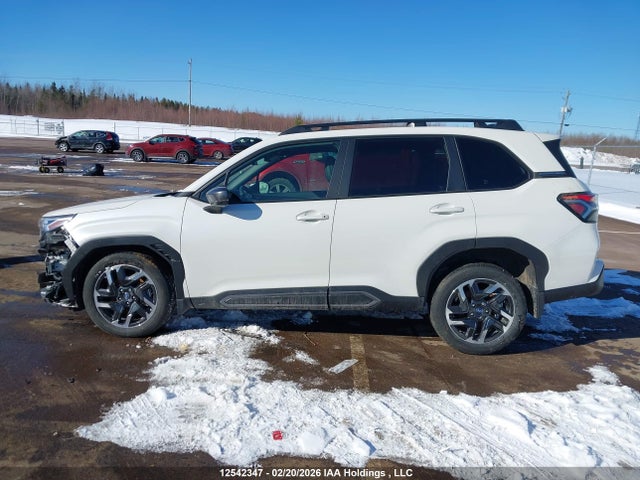 Subaru Forester Limited 2025 JF2SLDRC2SH554702 Image 15
