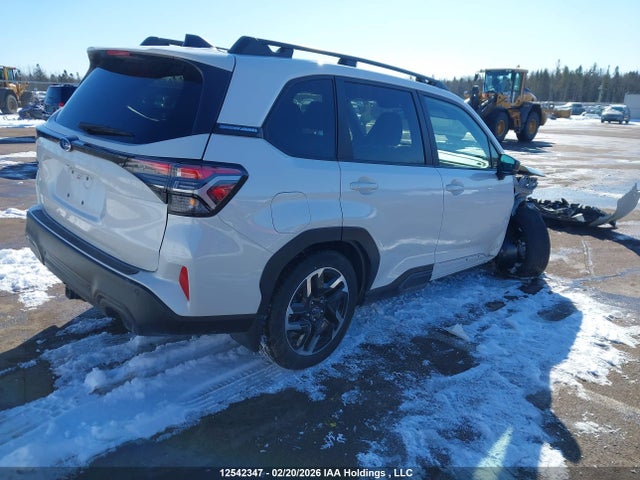 Subaru Forester Limited 2025 JF2SLDRC2SH554702 Image 4