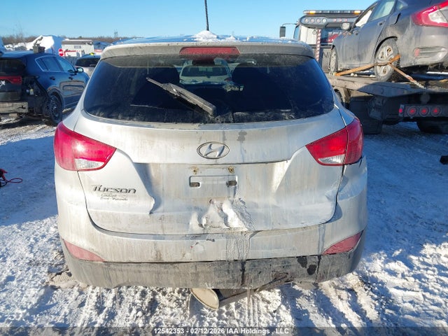 KM8JT3AF1EU894957 Hyundai TUCSON GLS