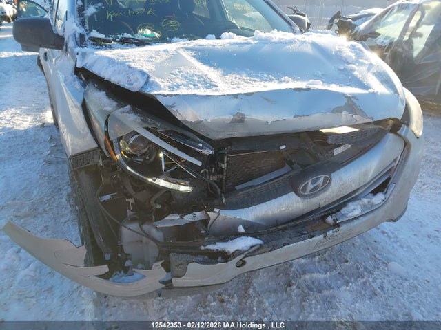 KM8JT3AF1EU894957 Hyundai TUCSON GLS