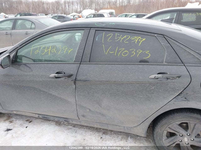 KMHLM4AG6MU170393 Hyundai Elantra
