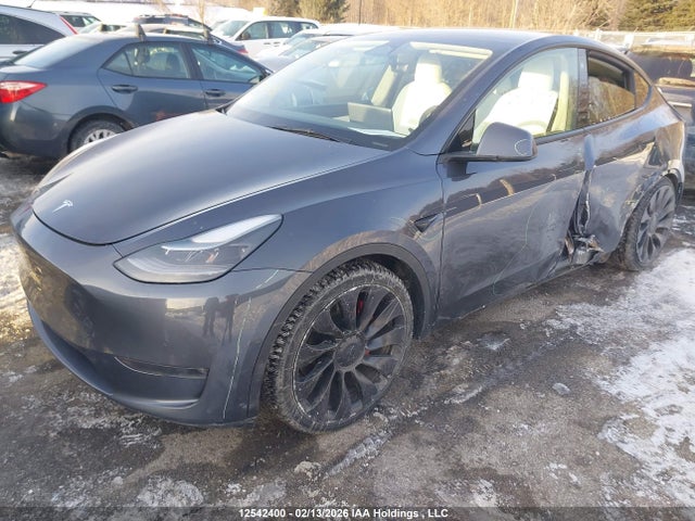 7SAYGDEF5NF390754 Tesla Model Y Performance