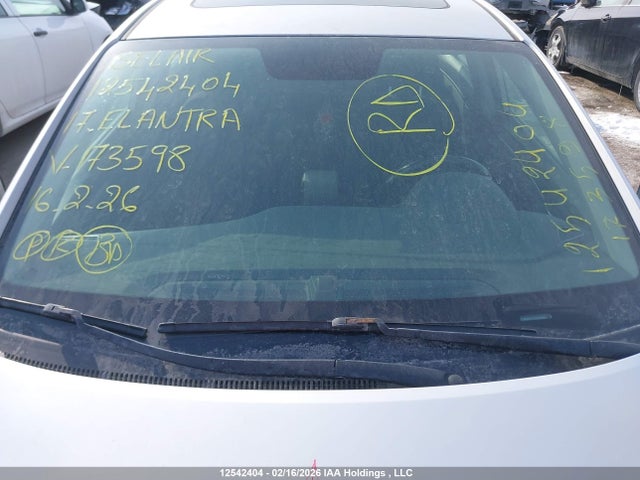 KMHD84LF2HU173598 Hyundai Elantra