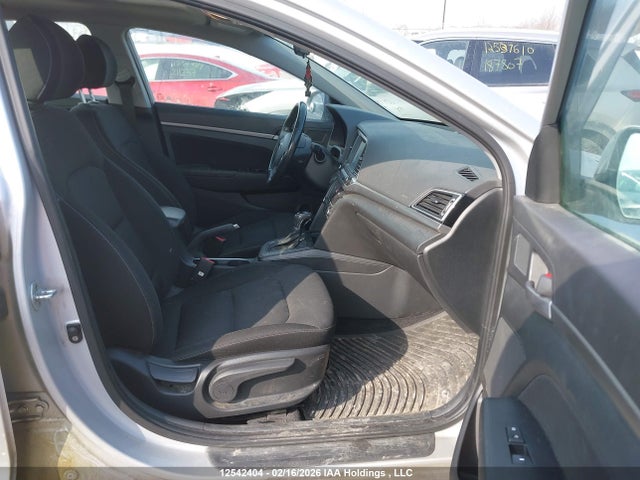 KMHD84LF2HU173598 Hyundai Elantra