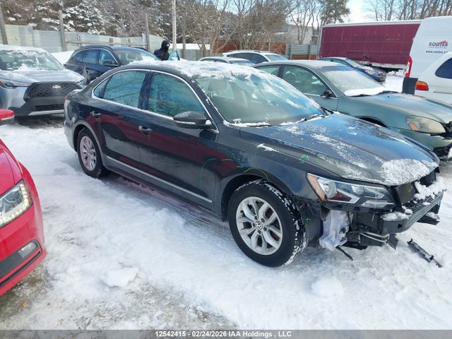 1VWAT7A3XHC082727 Volkswagen PASSAT S