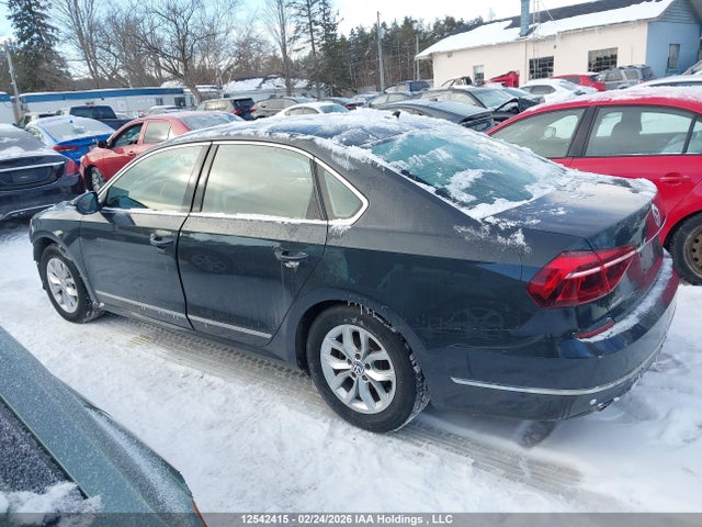 1VWAT7A3XHC082727 Volkswagen PASSAT S