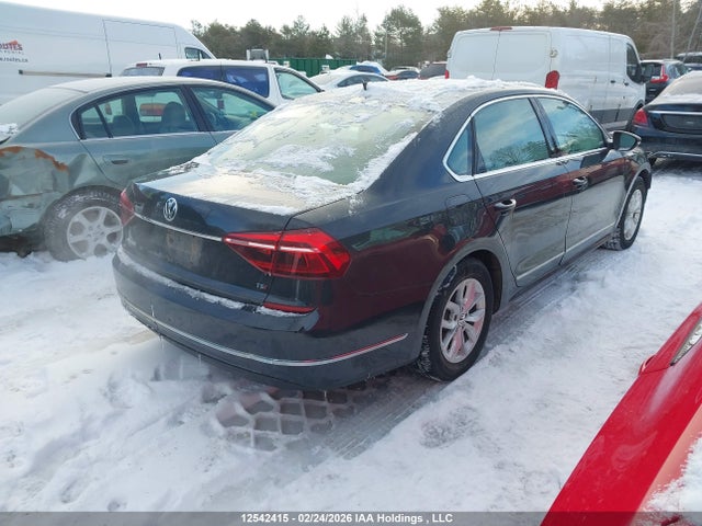 1VWAT7A3XHC082727 Volkswagen PASSAT S
