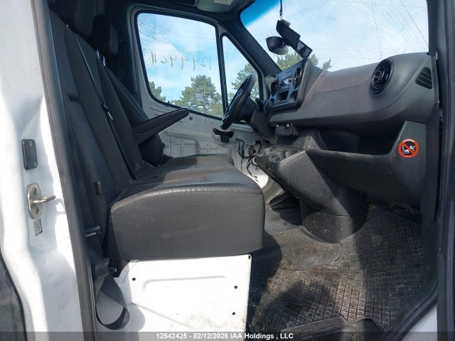 12542425 :رقم المزاد ، WD3BF1CD4KP078829 vin ، 2019 Mercedes-benz Sprinter 2500 High Roof V6 مزاد بيع