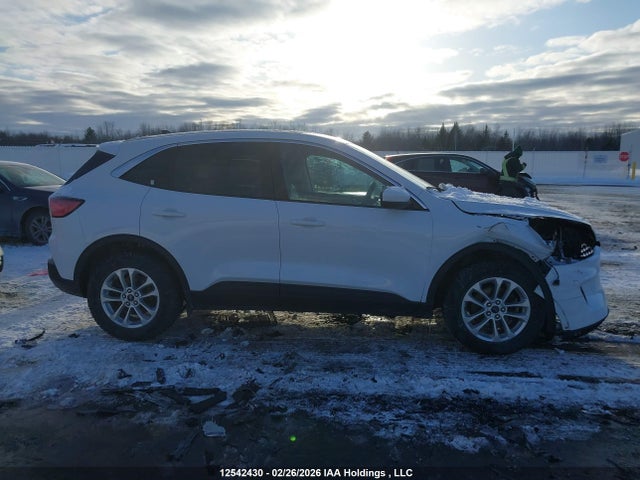 1FMCU9G65MUA71592 Ford ESCAPE SE