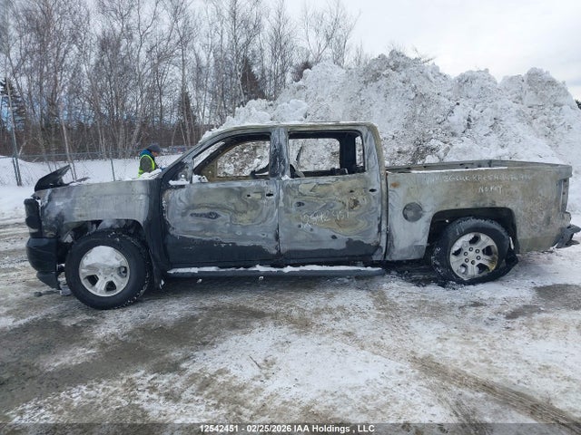 3GCUKREC5HG476996 Chevrolet Silverado 1500 2lt