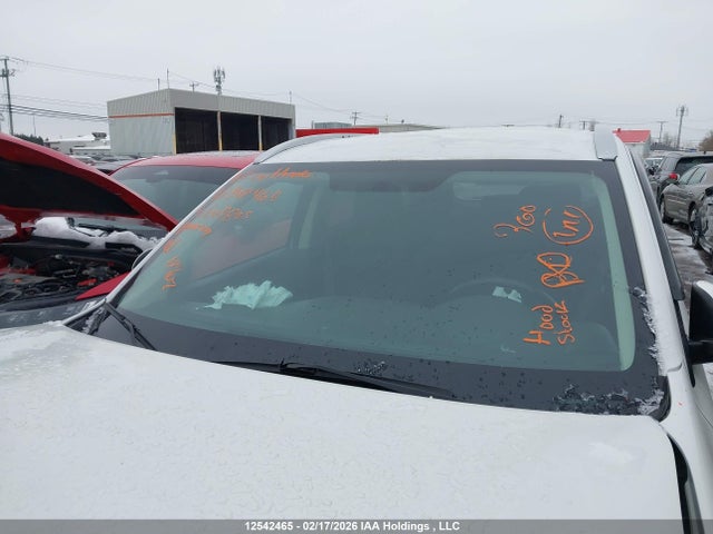 JA4JZ3AX2HZ605825 Mitsubishi Outlander Se
