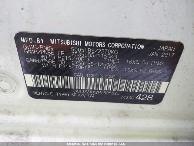 JA4JZ3AX2HZ605825 Mitsubishi Outlander Se