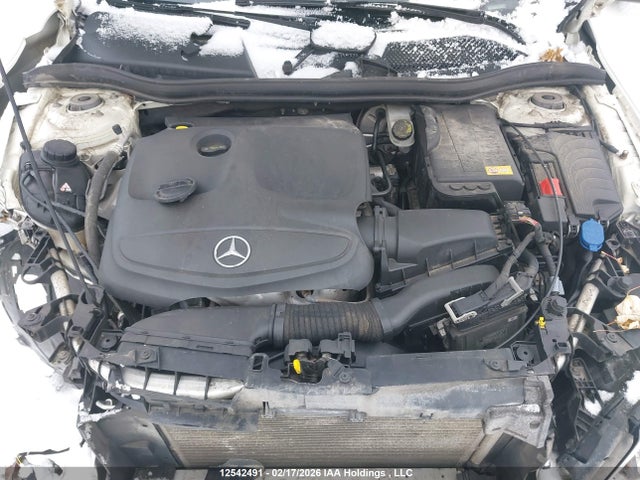 WDCTG4GB0FJ112186 Mercedes-Benz Gla 250 4matic