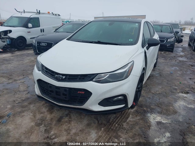 Chevrolet Cruze Lt Auto 2018 3G1BE6SM6JS525869 Image 2