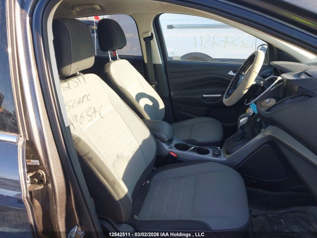 1FMCU9G99FUA96346 Ford ESCAPE SE