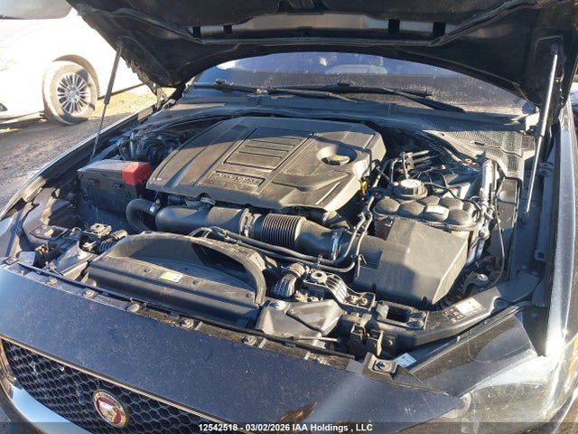 SAJAK4FX0JCP38747 Jaguar Xe 25t Prestige