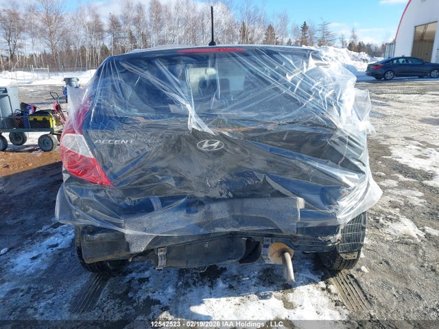 KMHCT5AE9HU366499 Hyundai ACCENT SE