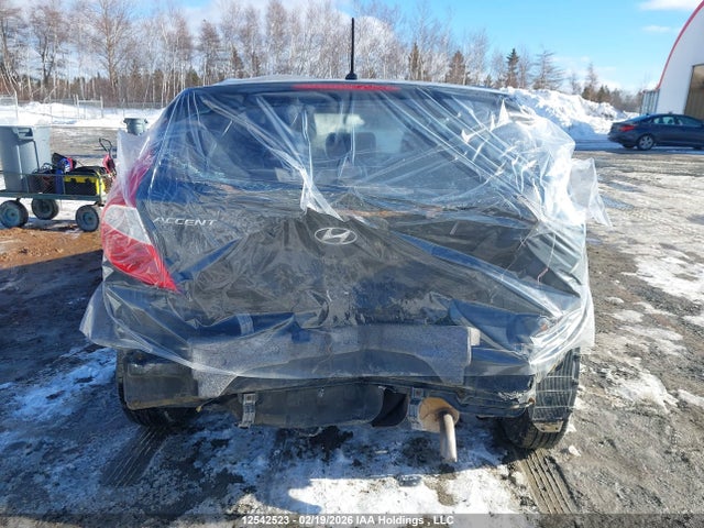 KMHCT5AE9HU366499 Hyundai ACCENT SE