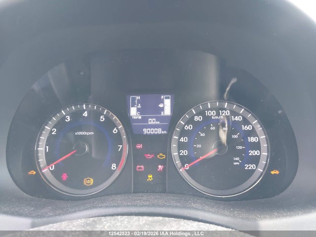 KMHCT5AE9HU366499 Hyundai ACCENT SE