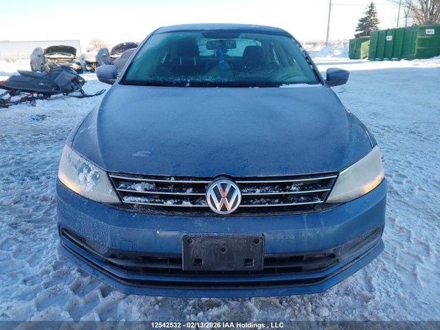 12542532 :رقم المزاد ، 3VW2B7AJ0HM356098 vin ، 2017 Volkswagen Jetta S مزاد بيع