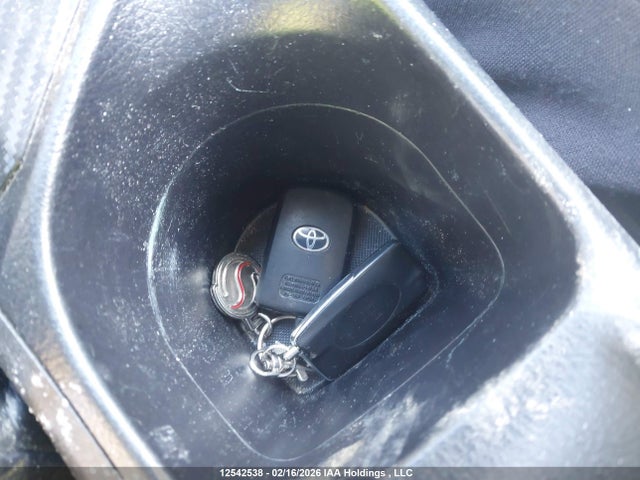 2T3DFREV5FW298073 Toyota Rav4 Limited