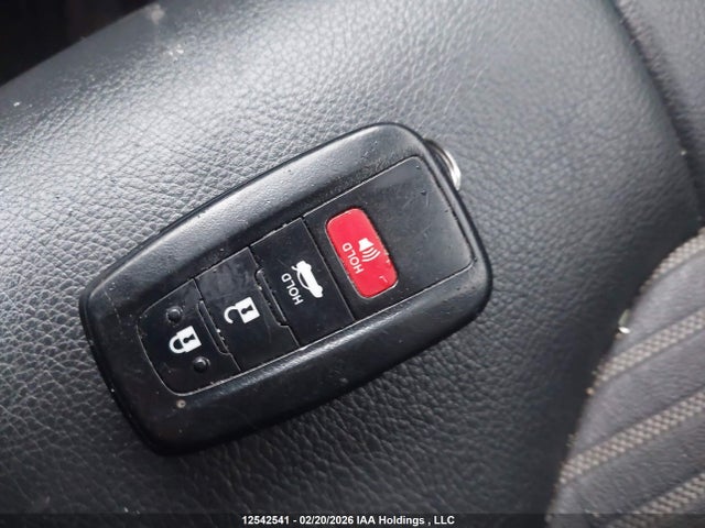 4T1B21HK9MU015461 Toyota Camry Xle/se