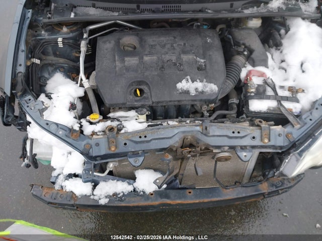 2T1BURHE5GC711033 Toyota COROLLA LE