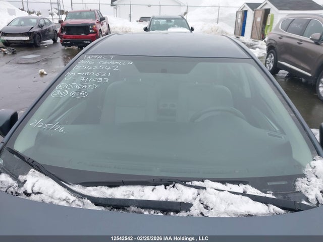 2T1BURHE5GC711033 Toyota COROLLA LE