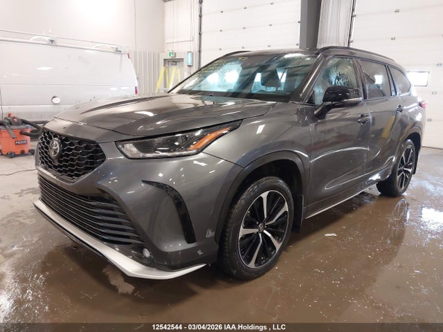 5TDLZRBH1MS154083 Toyota Highlander Xse