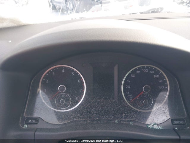 WVGNV7AX1HK031880 Volkswagen Tiguan Wolfsburg