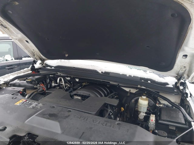 1GNSKJKC1KR249364 Chevrolet Suburban K1500 Premier